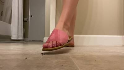 Sandal bug crush fetish by gorgeous college girl with a lot of talking (look at the description) - txxx