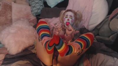 Submissive Clown - hclips.com