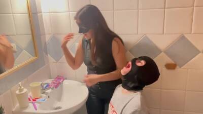 Princess Yosse Toothbrushing Spitting Humiliation - hclips.com