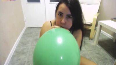 Bubble Tits Woman And Balloons - Fetish - hclips.com