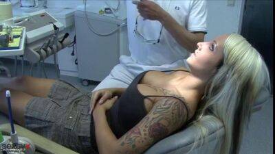 Sexy Cora Blowjob at dental office - medical fetish - sunporno.com