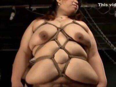 Fat Asian Slave Vanida Connected To A Machine - upornia.com - Japan