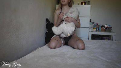 Naughty Girl Is Riding & Rubbing Pussy On A Humping On A Teddy Bear - upornia.com - Czech Republic