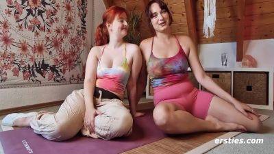 Leoni And Iva Pass The Time With Yoga, Hot Wax And Pussy Pampering - hclips.com