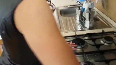 Wife Masturbates On The Counter In Rubber Gloves - hotmovs.com