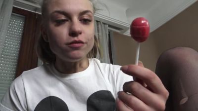 Kinky Fetish Naughty Brat Girl Bubble Gum L Oli Teasing - upornia.com