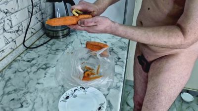 The Slave Cook Failed To Cook Dinner. The Dominatrix Shoved Carrots Into The Slaves Asshole - hclips.com