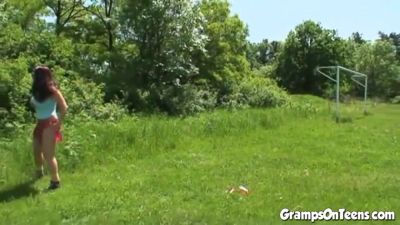 Piss fetish teen fucking old man and getting licked - hotmovs.com