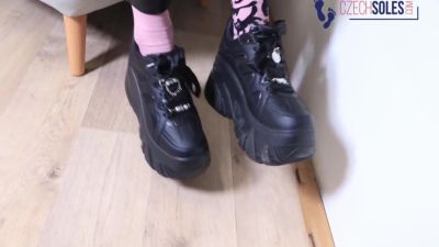 Two Stepsisters And Their Personal Foot Slave Loser With Joana Intense - upornia.com