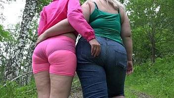 Fisting for hairy pussy. Lesbians with big asses have fun outdoors. Fetish. - xvideos.com - Russia