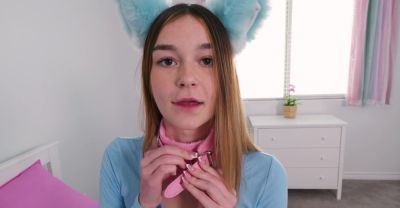 A y*** artist, Della Cate, tries to please her dominant boyfriend Jay Rock - alphaporno.com
